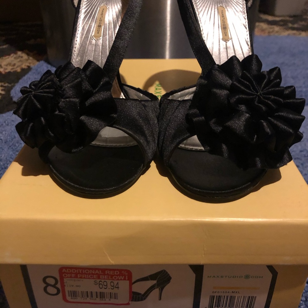 Maxstudio Black Heels